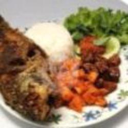 Nasi Ikan Usus Sayur