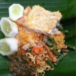 Nasi Jinggo Ikan Telor