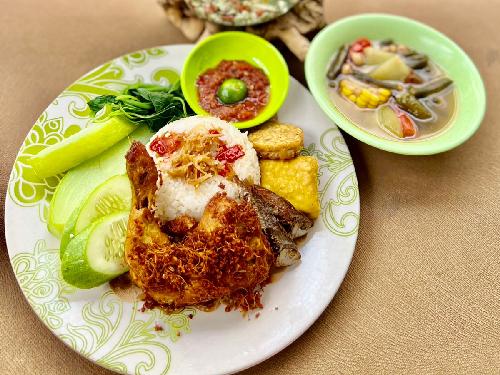 Nasi Tempong Bu Wahyu, Batununggal