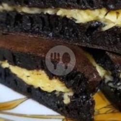 Terang Bulan Black Fores Keju Kacang  Pisang Susu