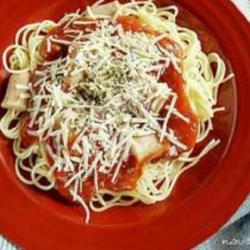 Spaghetti Bakso Tabur Keju