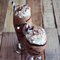 Chocolate Milk Ala Yurika