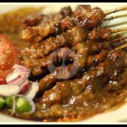 10 Tusuk Sate Ayam Bumbu Kacang