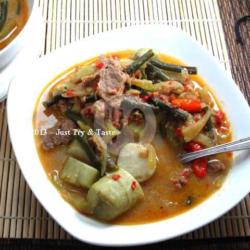 Lontong Sayur Daging