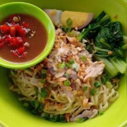 Mie Ayam Montok Jumbo