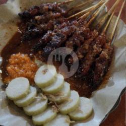 Sate Bumbu Kacang   Lontong