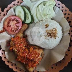 Nasi   Ayam Penyet Sambal Merah