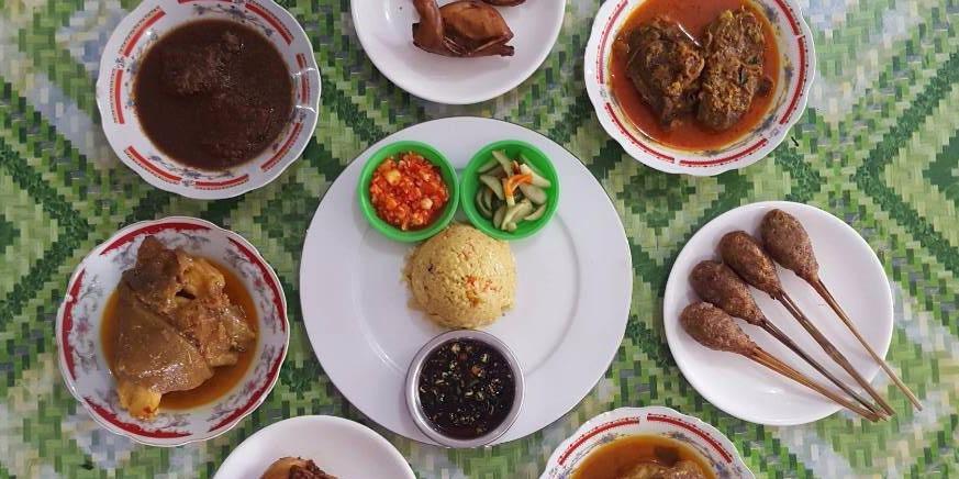 Rumah Makan Nasi Minyak H.Abuk, Pasar Kuto