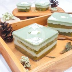 Hello Matcha Dessert Box