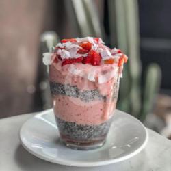 Strawberry Chia Pudding