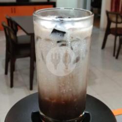 Choco Hazelnut With Grass Jelly