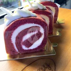 Red Velvet Roll Slice