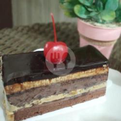 Mousse Chocolate Slice Cake