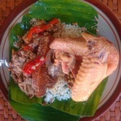 Nasi Gudeg Krecek Dada