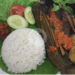 Nasi Pepes Ikan