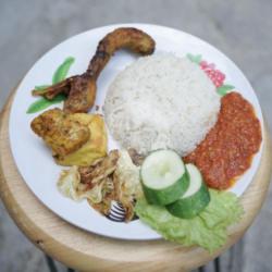 Sego Sambel Kepala Ayam   Es Teh