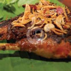 Bebek Presto Bakar (potong)