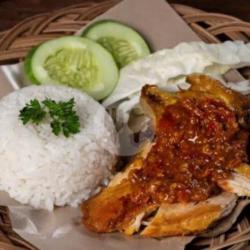 Paket Ayam Penyet Ekonomis