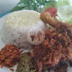 Nasi Ayam Bumbu Ijo