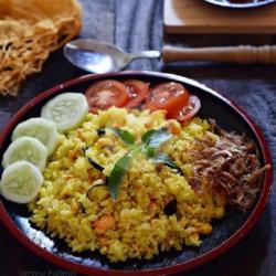 Nasi Goreng Kuning