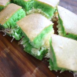 Martabak Manis Pandan Keju Jagung