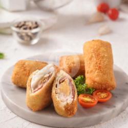 Risoles Smoked Beef Mayo Cheese (isi 4)