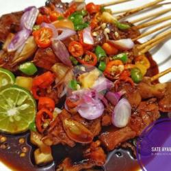 Nasi Dan Sate Sapi Bumbu Kecap Pedas