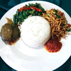 Paket Nasi Campur Jawa Muslim Cak Pur Ati Ayam Bumbu Rendang