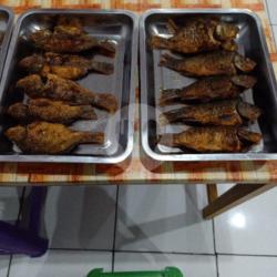 Nasi Lalapan Ikan Nila/ Ikan Mas