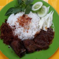 Nasi Bebek Goreng Serundeng.