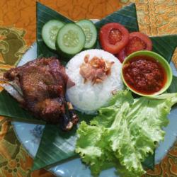 Bebek Goreng