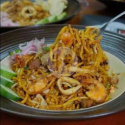 Mie Aceh Tumis(nyemek)  Udang Cumi