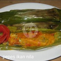 Pepes Nila Presto (besar)