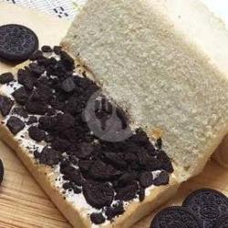 Roti Kasino Oreo Susu