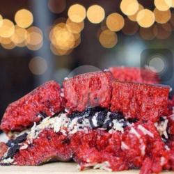 Pisang Kacang Wijen Red Velvet