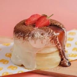 Japanese Souffle Pancake Tiramisu Coklat Bubuk