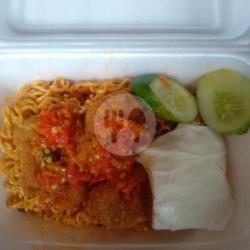 Paket Mie Goreng Nugget Geprek (mie Goreng Rasa Geprek Nugget Lalap)