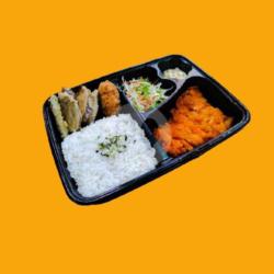 Bento Chicken Katsudon