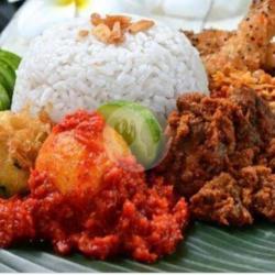 Nasi Gurih   Rendang