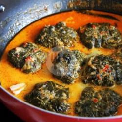 Sayur Buntil Daun Singkong