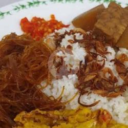 Nasi Uduk   Gorengan 2