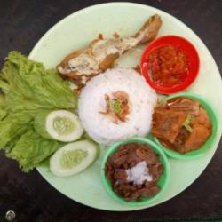 Paket Gudeg Ayam Opor