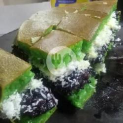 Martabak Pandan Ketan Coklat Susu