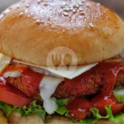 Burger Chicken Krispy   Keju