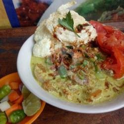 Soto Daging Campur Kaki Sapi / Kikil