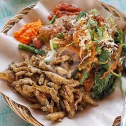 Nasi Pecel Wader Crispy