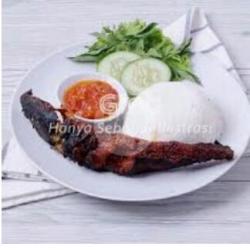 Paket Combo 2 Nasi Lele Goreng Tepung Plus Air Mineral Cup