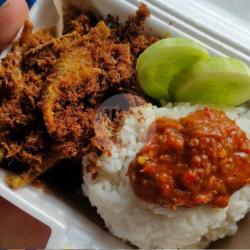 Nasi Ceker Tulang Lunak   Sambal