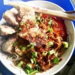 Mie Yamien Bakso Rudal