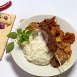 Nasi Campur   Sate Daging